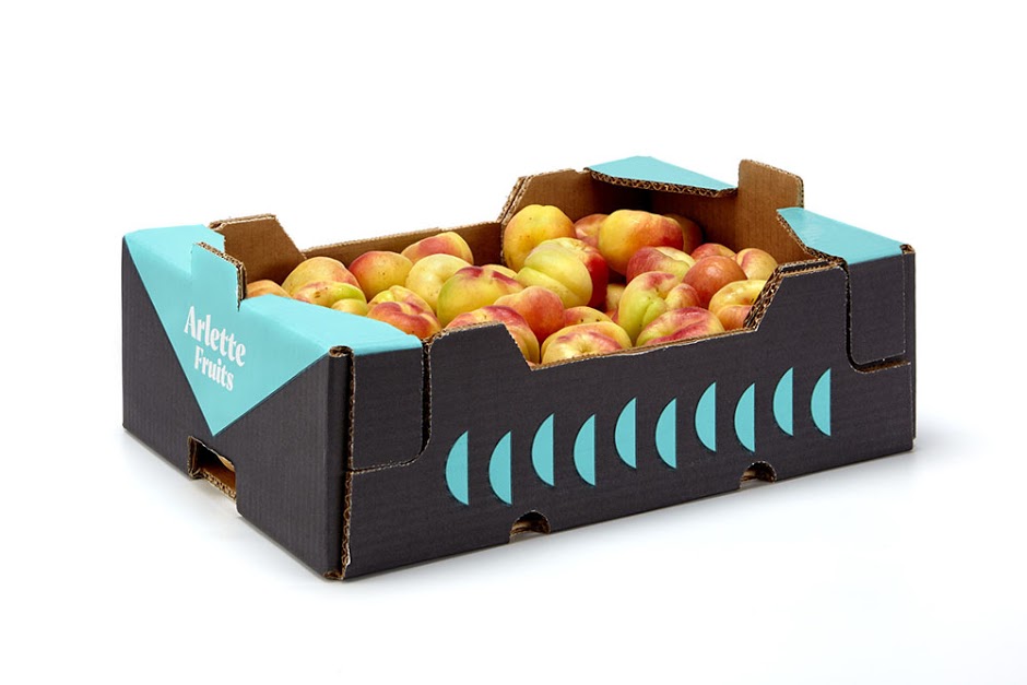 FORêT杏桃水果包裝設(shè)計，采用森林樹木的抽象圖形