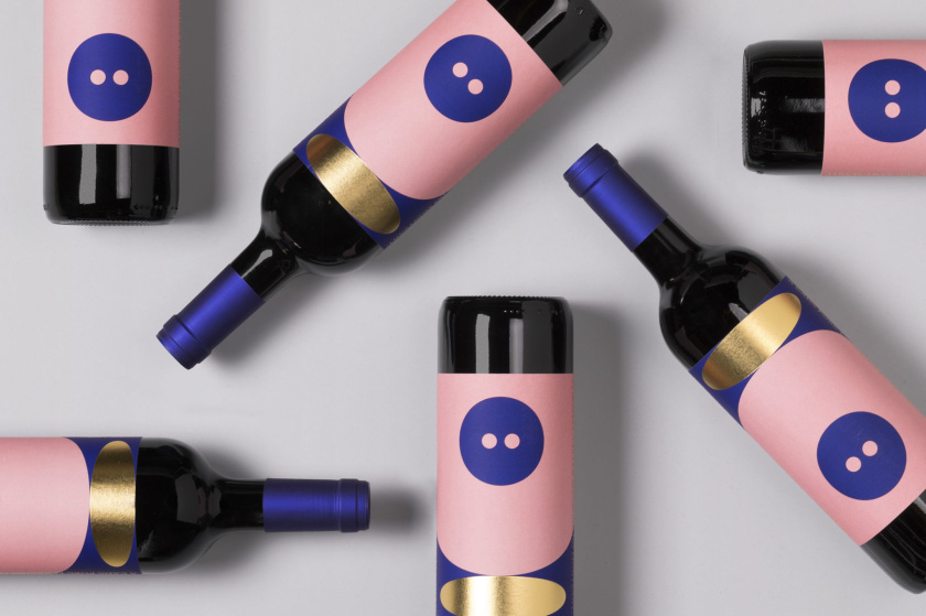 Vi Novell葡萄酒和香檳包裝設(shè)計(jì)，可愛的抽象小豬元素