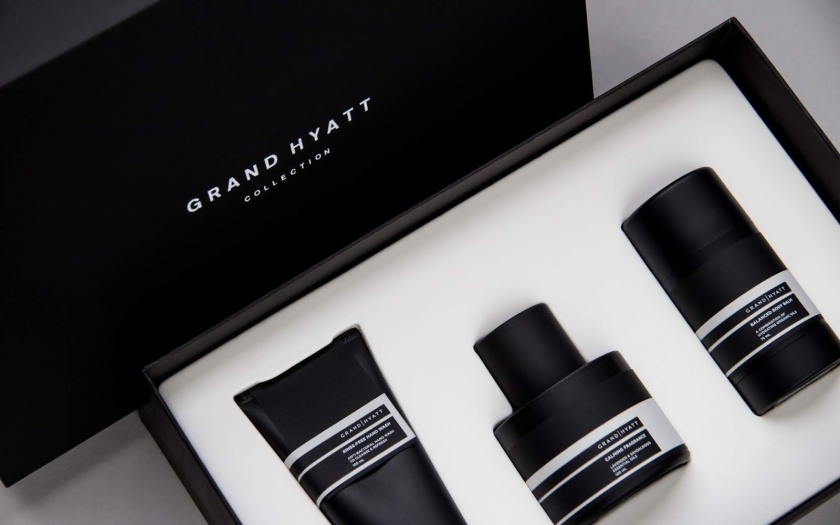 君悅檀香護膚品包裝設(shè)計“黑色經(jīng)典”風格