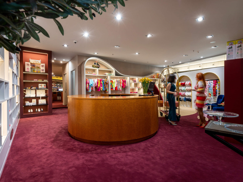 KIDUXOS兒童商店品牌logo設(shè)計(jì)vi設(shè)計(jì)與店鋪室內(nèi)空間設(shè)計(jì)