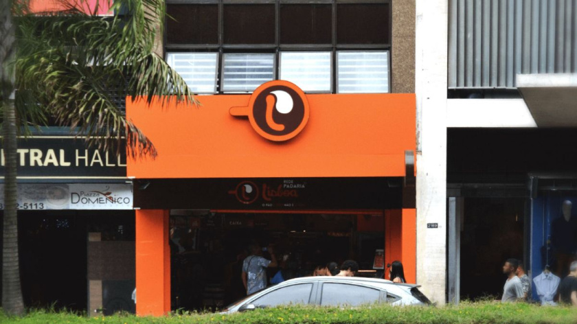 Rede Padaria咖啡面包連鎖店品牌形象設(shè)計(jì)logo設(shè)計(jì)，飛濺的咖啡形象