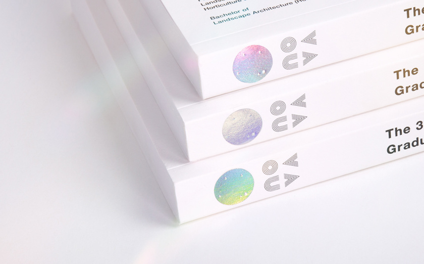 NOVA諾瓦-泰伊設(shè)計畢業(yè)展項目畫冊設(shè)計,全息箔漸變色印刷效果 NOVA諾瓦-泰伊設(shè)計畢業(yè)展項目畫冊設(shè)計,全息箔漸變色印刷效果