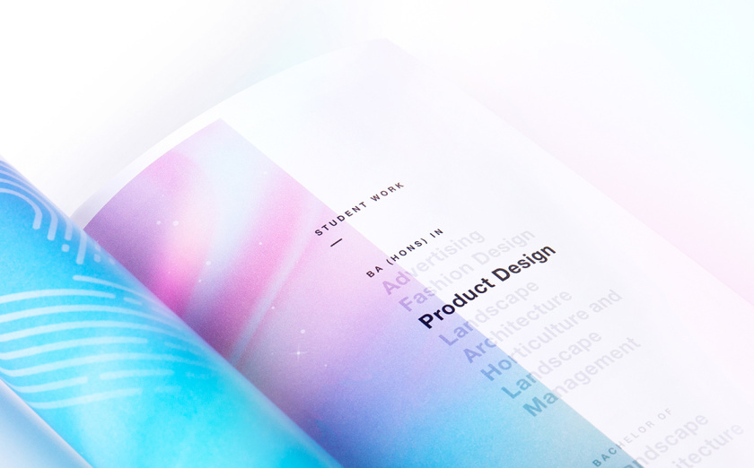 NOVA諾瓦-泰伊設(shè)計畢業(yè)展項目畫冊設(shè)計,全息箔漸變色印刷效果 NOVA諾瓦-泰伊設(shè)計畢業(yè)展項目畫冊設(shè)計,全息箔漸變色印刷效果