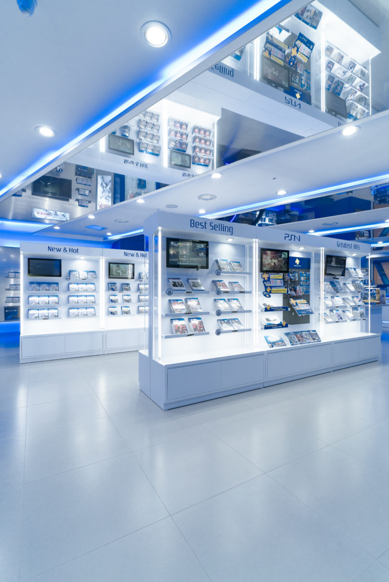 PlayStation 品牌電競(jìng)游戲設(shè)備線下店鋪空間設(shè)計(jì)，藍(lán)色科技風(fēng)格