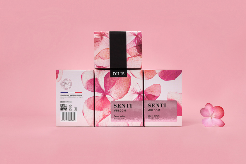 Dilis化妝品包裝設(shè)計——花朵花瓣的特寫鏡頭