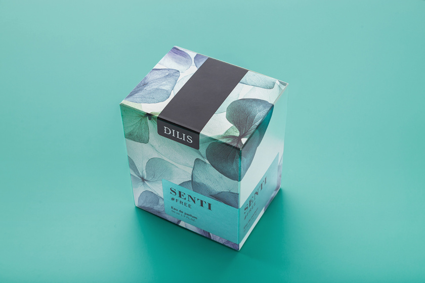 Dilis化妝品包裝設(shè)計——花朵花瓣的特寫鏡頭