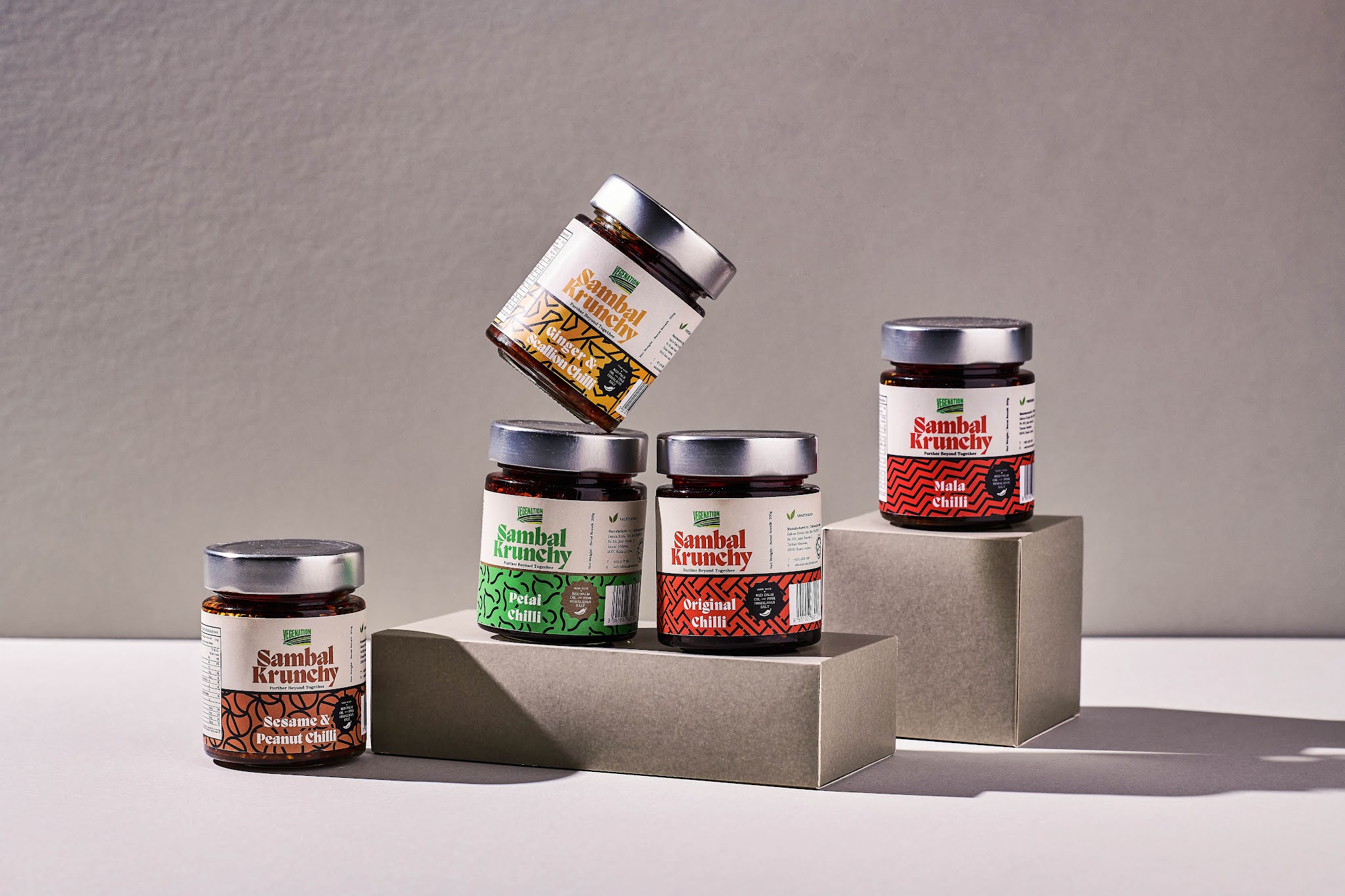 Sambal 瓶裝食品包裝設(shè)計(jì)“馬來西亞傳統(tǒng)蠟染圖案” Sambal 瓶裝食品包裝設(shè)計(jì)“馬來西亞傳統(tǒng)蠟染圖案”