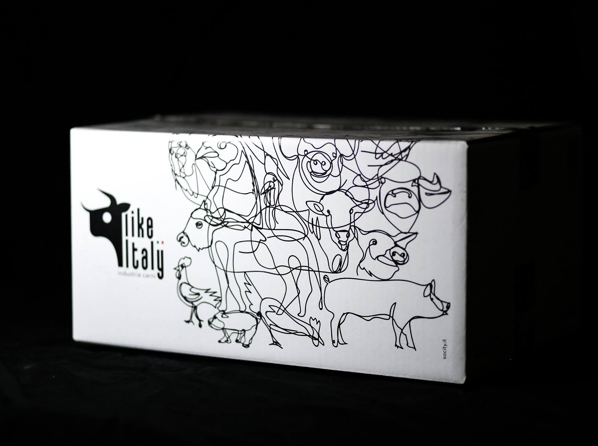 Like Italy冷鮮肉類包裝設(shè)計“黑白線條動物”元素