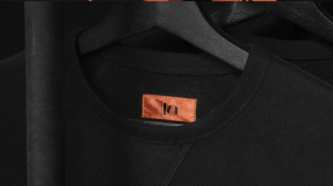 個性與時尚的Liz Almeida服裝品牌vi設(shè)計，以“雜亂而有序排列的線元素為輔助識別