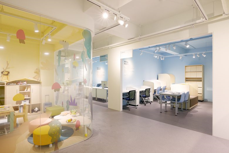 鼓勵(lì)新想法和品牌沉浸感的 Koas 辦公家具陳列空間設(shè)計(jì)
