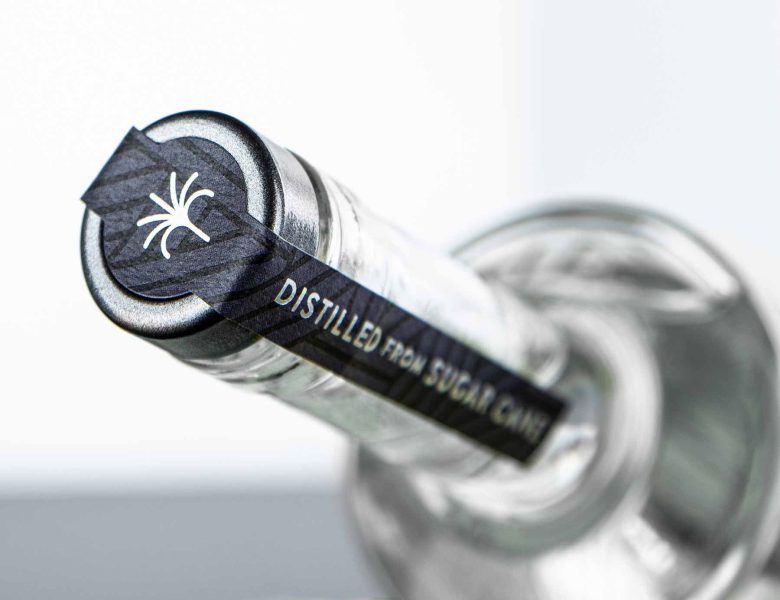 MON-YéVodka西非伏特加酒水包裝設(shè)計，紡織品團案+MV品牌logo設(shè)計