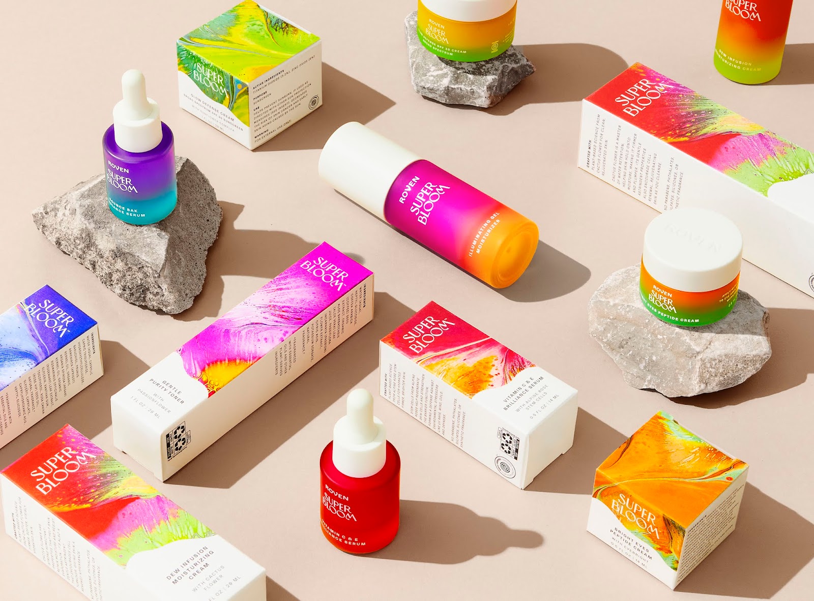 Superbloom 純植物素化妝品包裝設計，漸變水彩綻放女性美麗