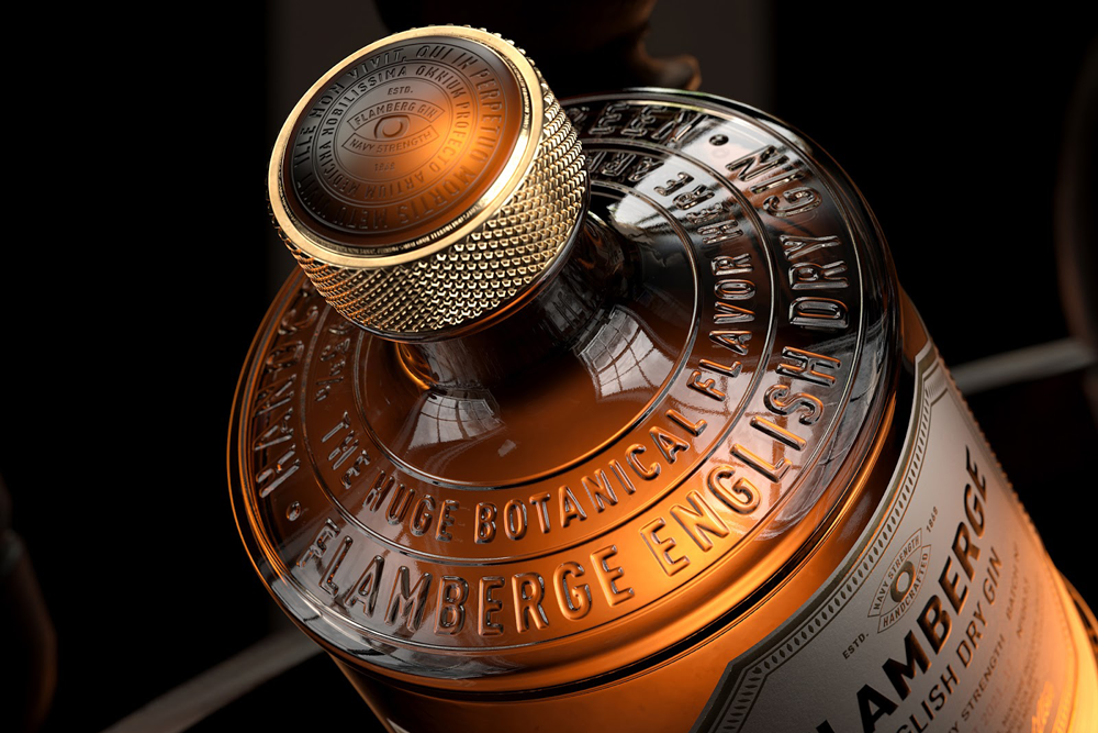 高端風(fēng)格Flamberg 杜松子酒藥酒包裝設(shè)計(jì)禮盒設(shè)計(jì)，包含35種植物