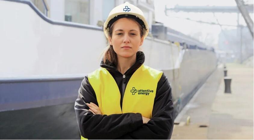 Attentive 風力能源公司箭頭新logo設計視覺形象vi設計