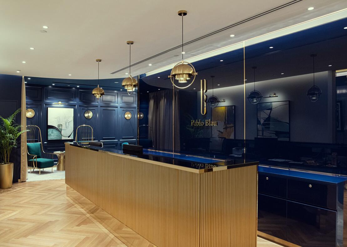 PABLO BLAU高端護膚美容會所診所logo設計品牌形象vi設計,藍金色奢華風格 PABLO BLAU高端護膚美容會所診所logo設計品牌形象vi設計,藍金色奢華風格