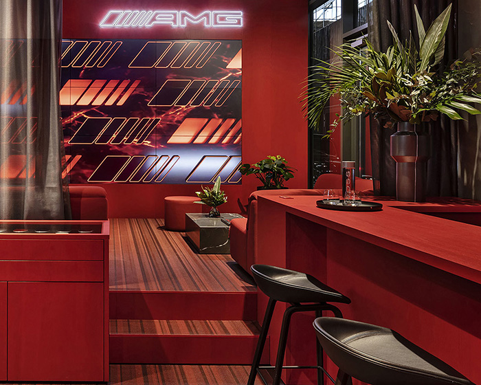 奔馳汽車私人沙龍咨詢店鋪空間設(shè)計(jì)“炫酷紅色”風(fēng)格