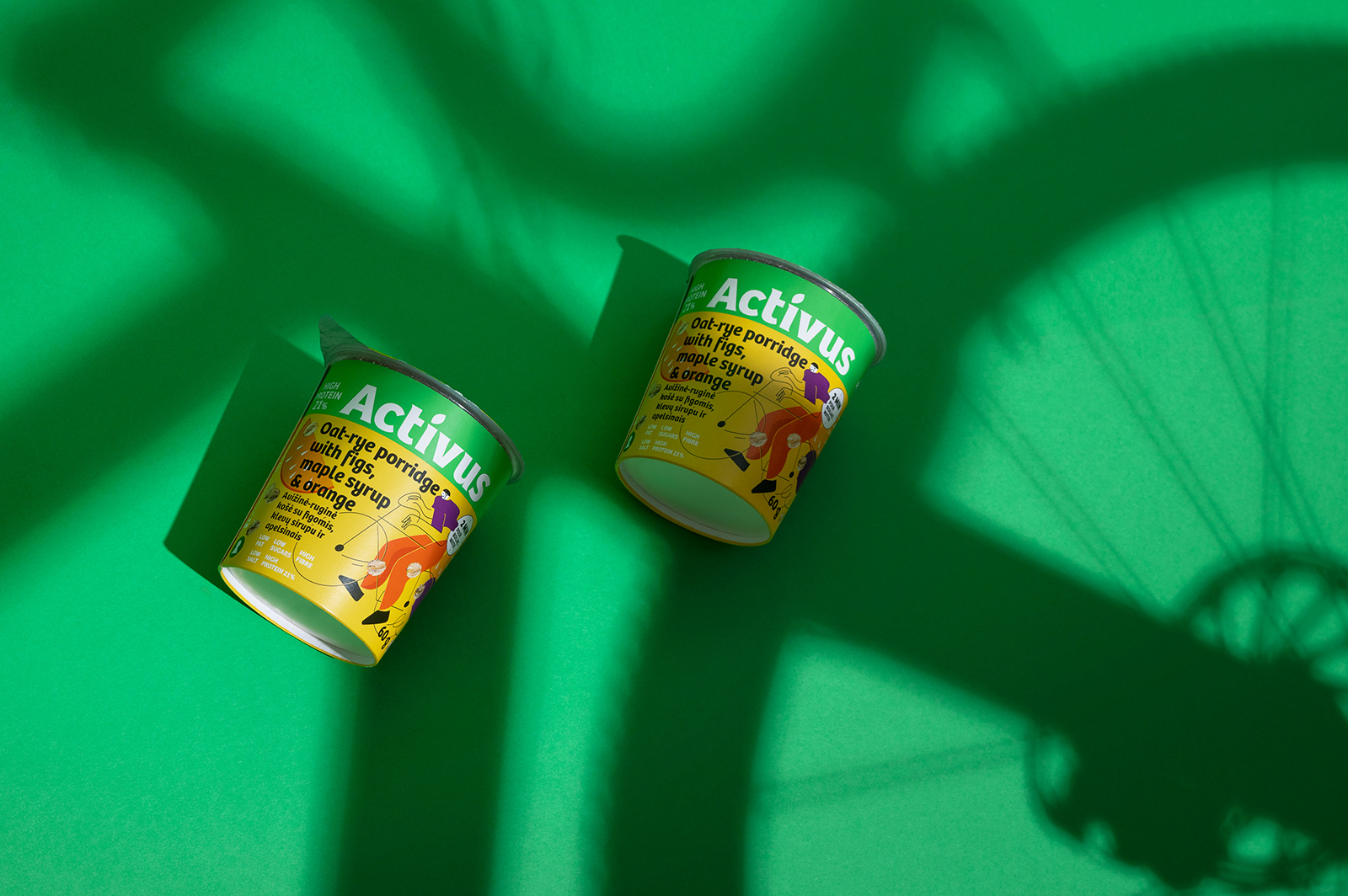 ACTIVUS 杯裝健康速食早餐午餐包裝設(shè)計，比例夸張的活力人物插畫