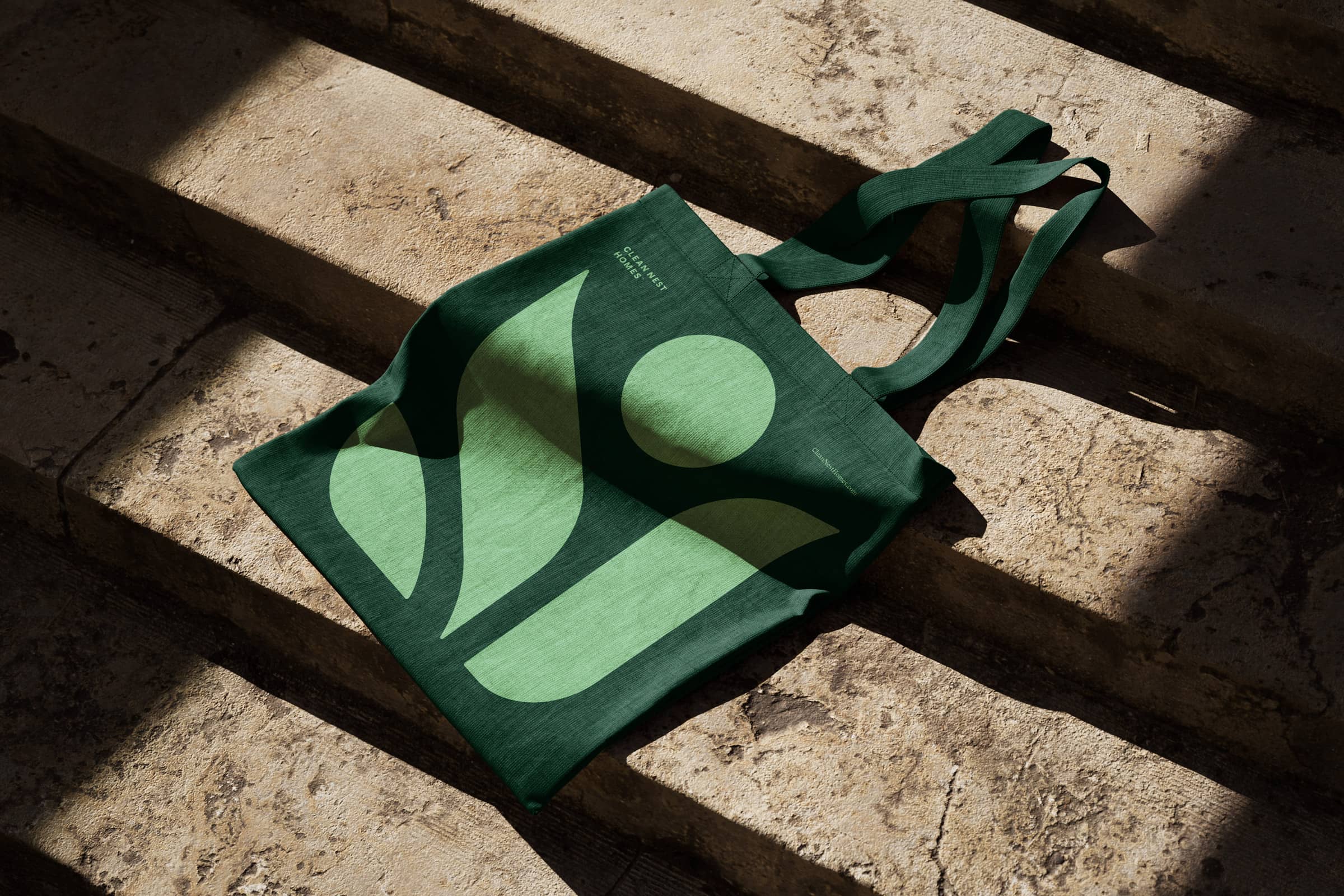 CNH全天然清潔公司logo設(shè)計“綠色花朵”元素 CNH全天然清潔公司logo設(shè)計“綠色花朵”元素