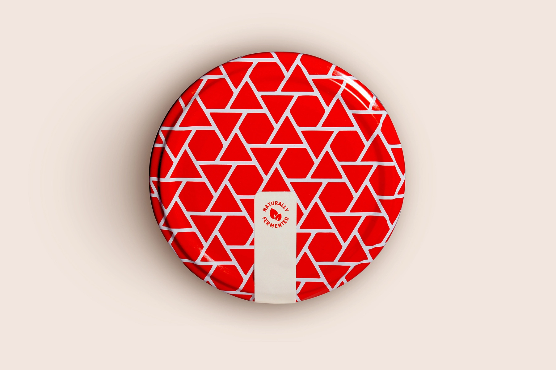 Miso Tasty日式味增調(diào)味品包裝設(shè)計(jì)，突出品牌logo與三角組合圖案識(shí)別元素