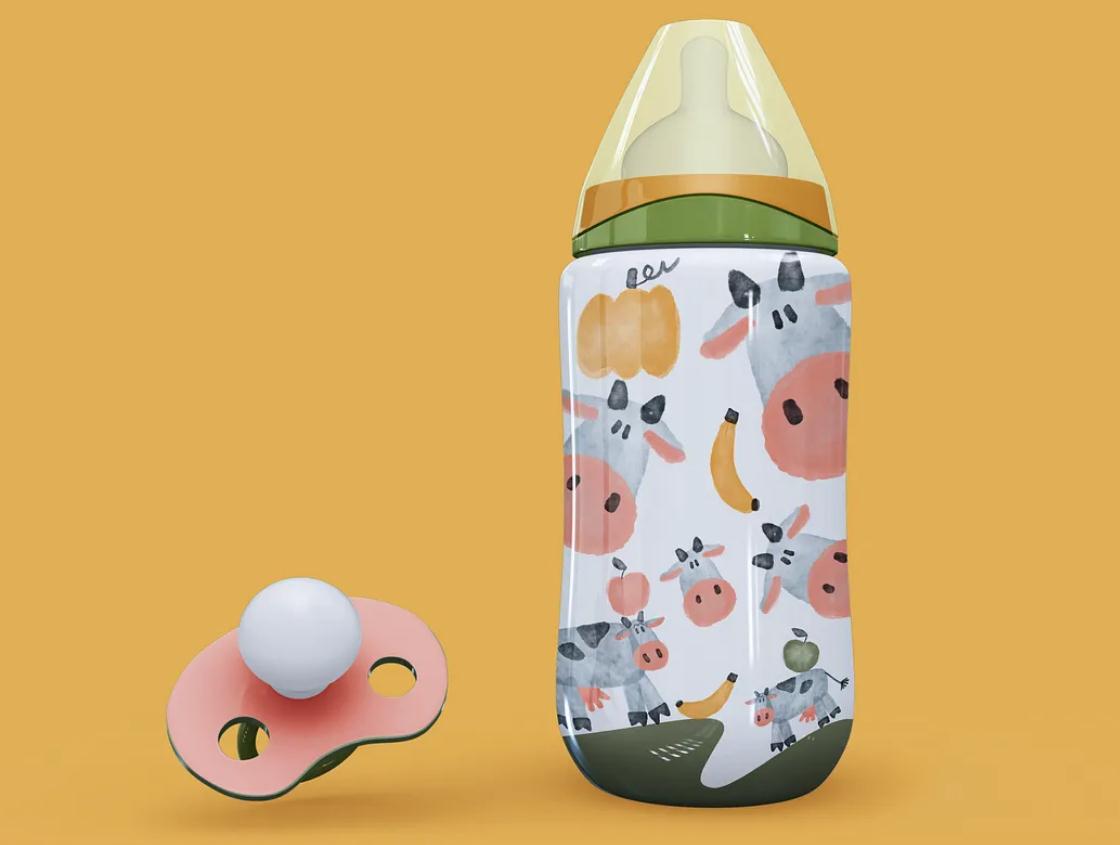 Milkimu牛奶乳制品品牌包裝設(shè)計和營銷圖形，可愛手繪卡通牛牛元素-品牌嬰兒奶瓶設(shè)計