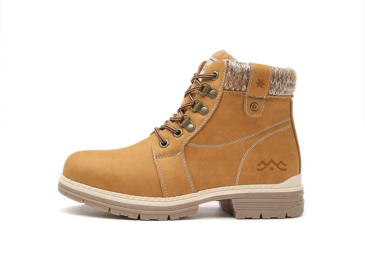 COTTIMO 戶外雪地靴品牌logo設(shè)計，山丘、雪地和遠(yuǎn)足元素