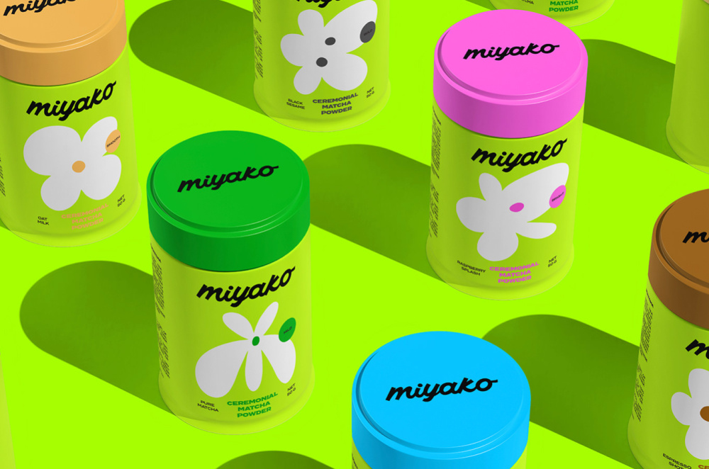 MIYAKO 創(chuàng)新日式抹茶飲料包裝設計與品牌塑造,嫩綠色+自由活力的白色花朵 MIYAKO 創(chuàng)新日式抹茶飲料包裝設計與品牌塑造,嫩綠色+自由活力的白色花朵