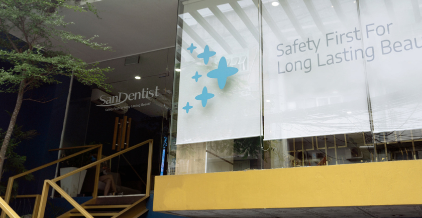 SanDentist 美容牙科品牌形象vi設計,清新風格突出安全與美麗 SanDentist 美容牙科品牌形象vi設計,清新風格突出安全與美麗